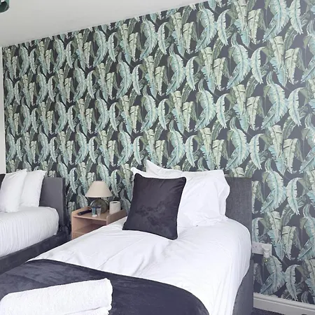 Welcoming Near Shopping And Centres Homestay *