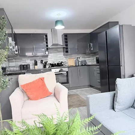 Homestay Welcoming Near Shopping And Centres *