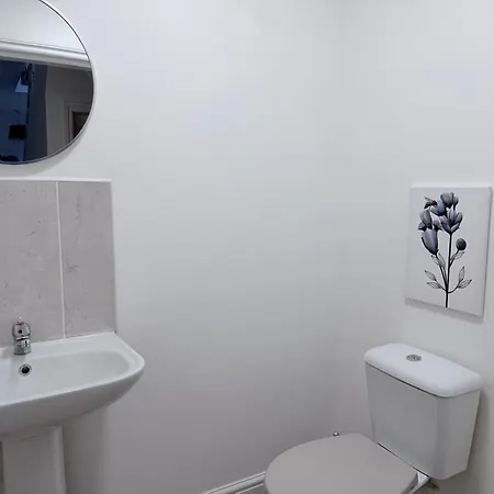Homestay Welcoming Near Shopping And Centres *